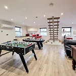 The * Skipwith